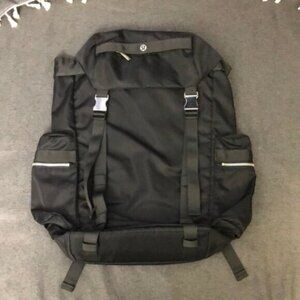 Lululemon Athletica Black Backpack with Modern Design 25L
